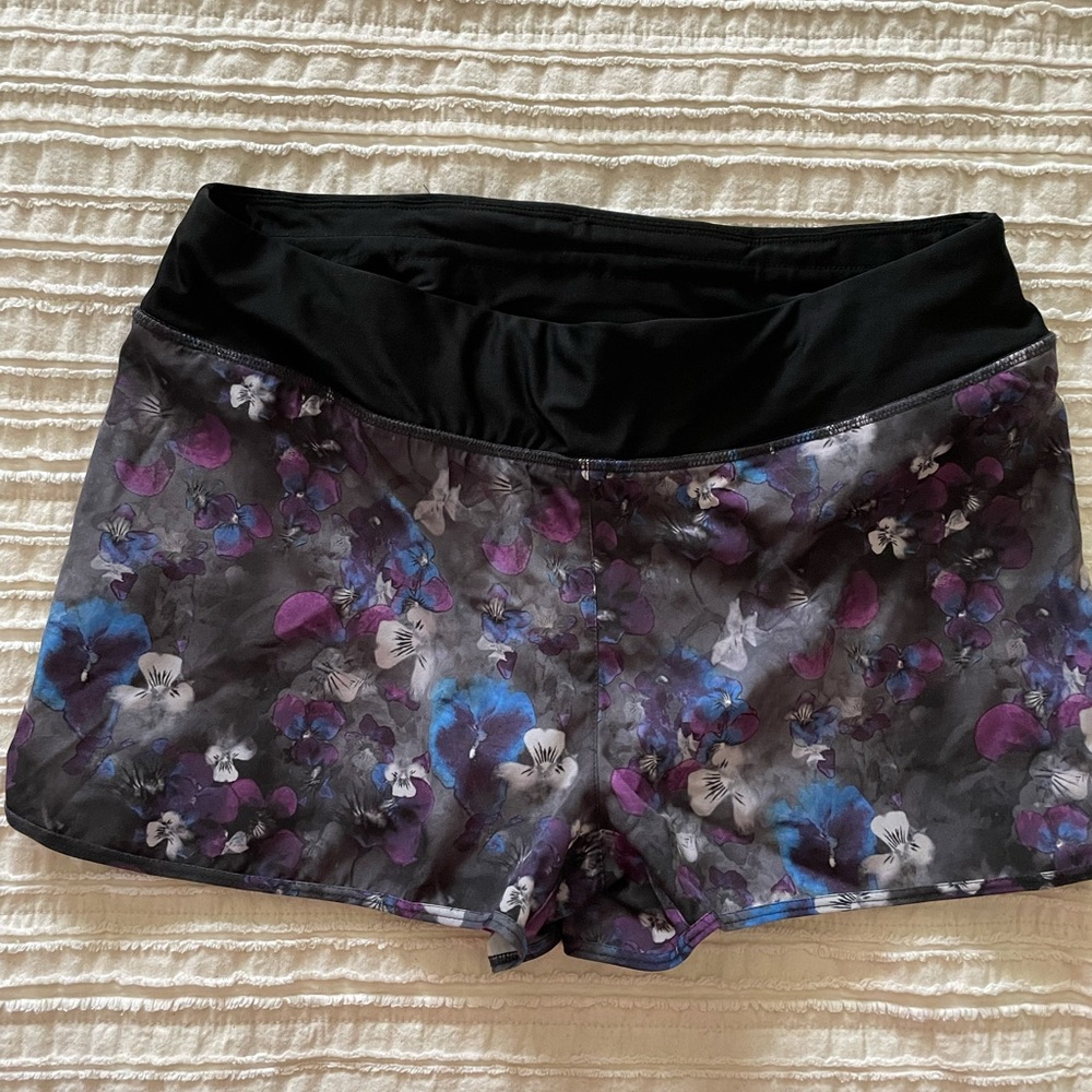 Running shorts